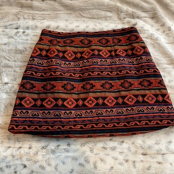 Dresses & Skirts - Aztec Boho Mini skirt